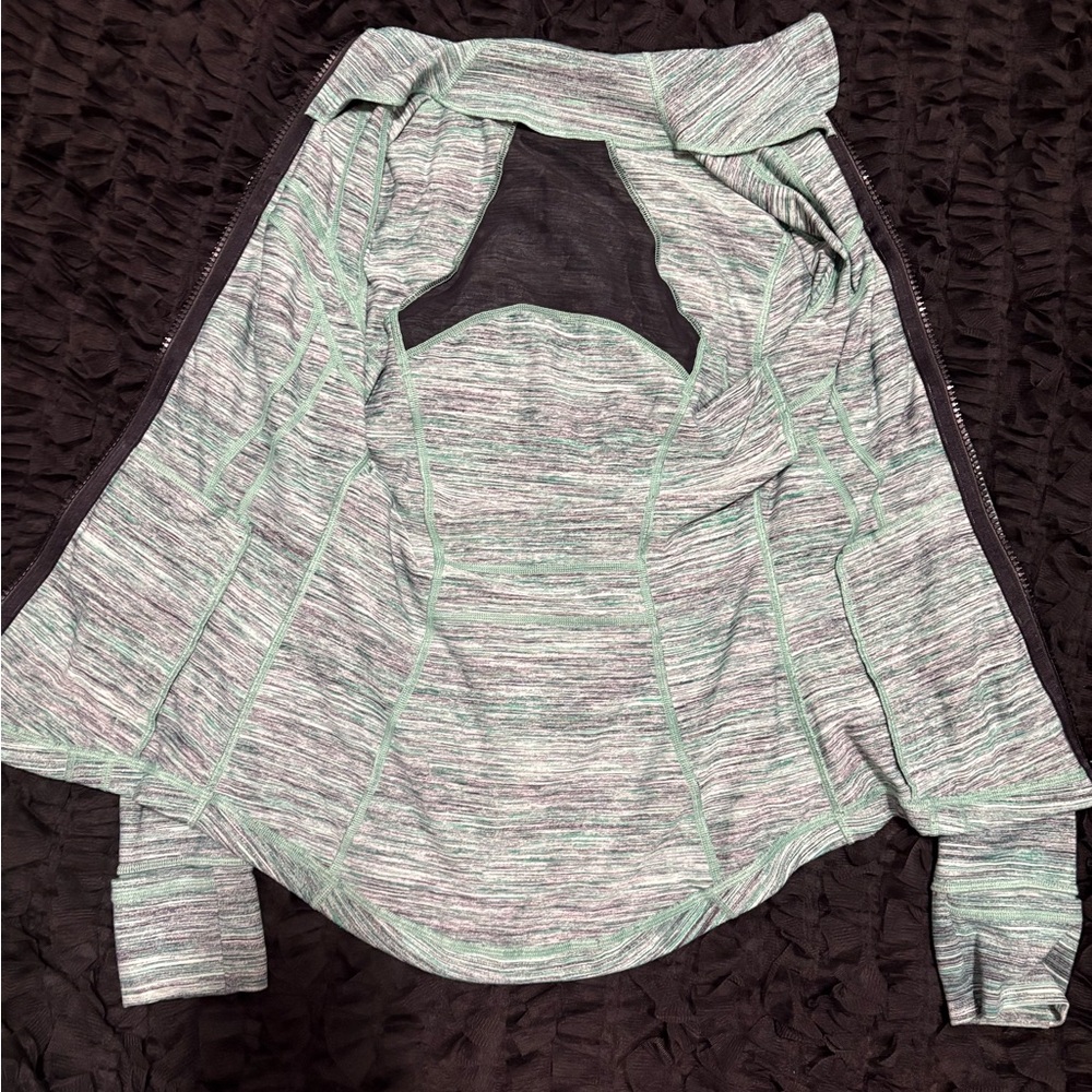 Lululemon Define Jacket w/ full zip & thumbholes. Mint Green, gray & black - Picture 4 of 8